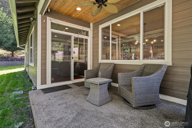 $940,000 | 6102 49th Trail Northwest, Olympia, WA 98502