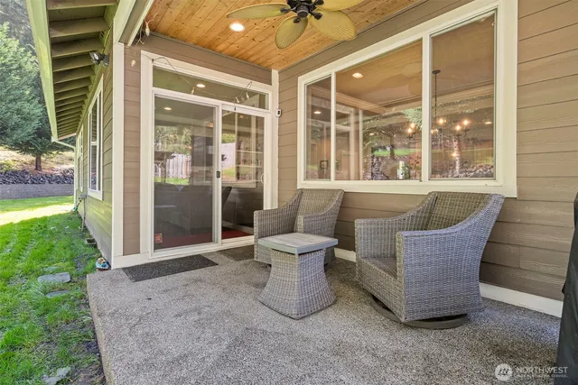 $940,000 | 6102 49th Trail Northwest, Olympia, WA 98502