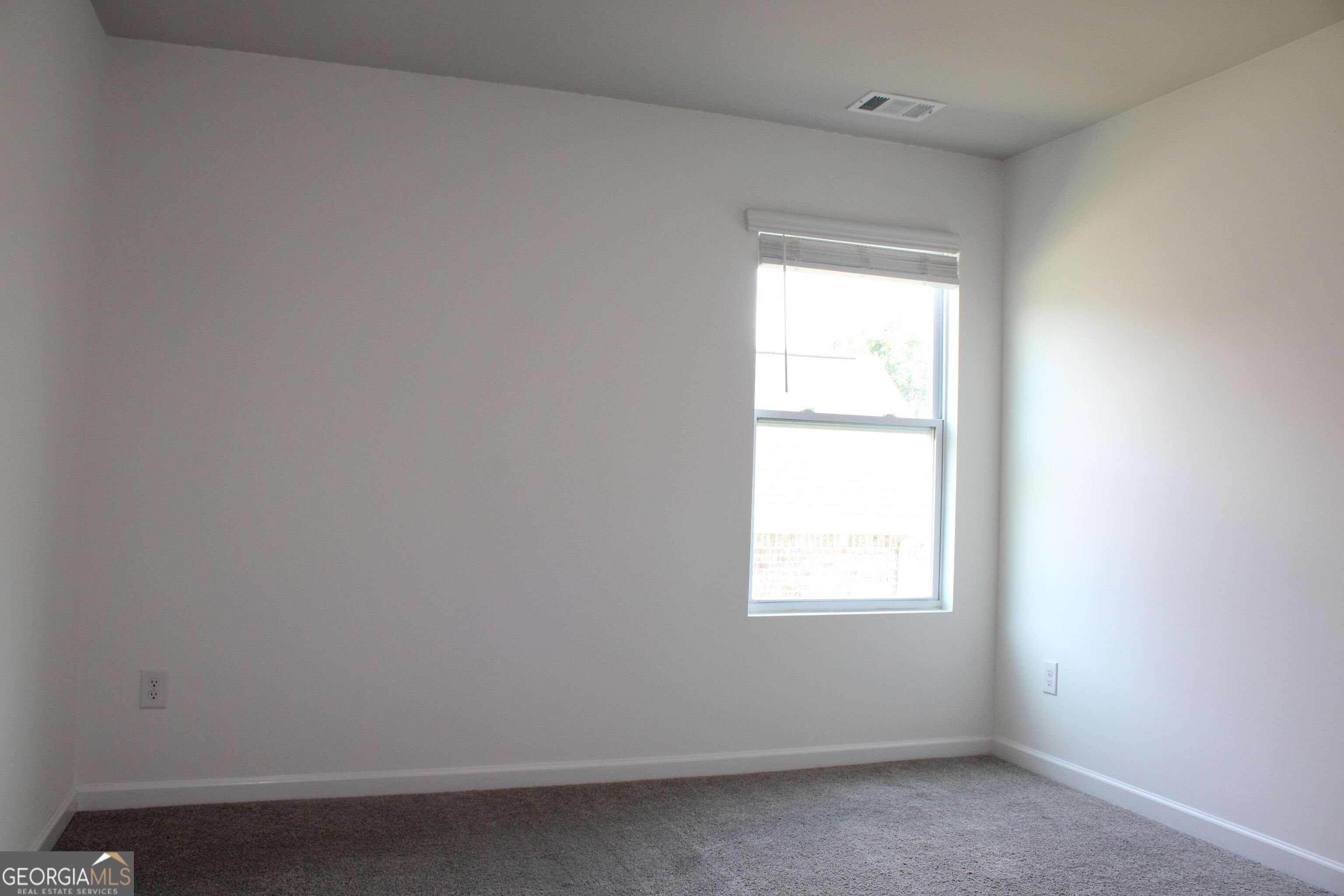 9220 Golfview Circle Covington, GA 30014 - Photo 13 of 20 Gallery Image 13