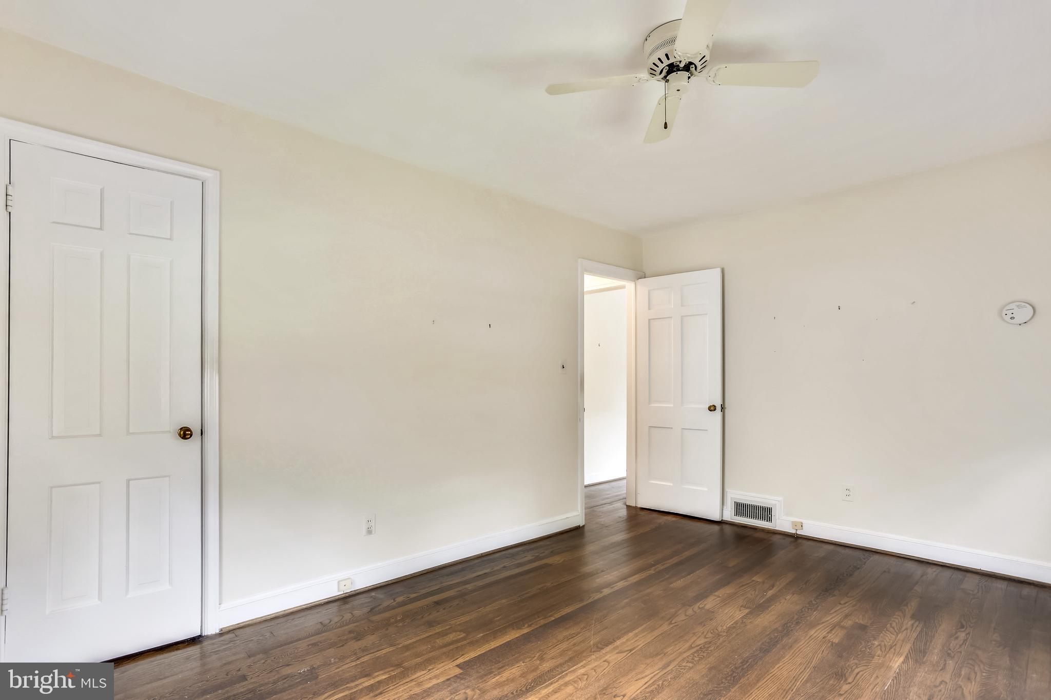 6303 Valley Road Bethesda, MD 20817 - Photo 15 of 39