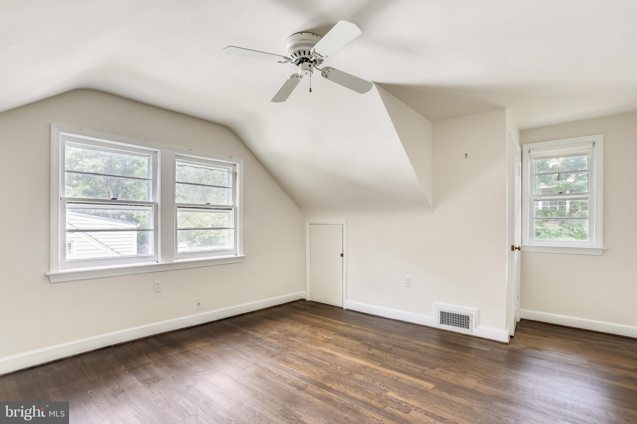 6303 Valley Road Bethesda, MD 20817 - Photo 23 of 39