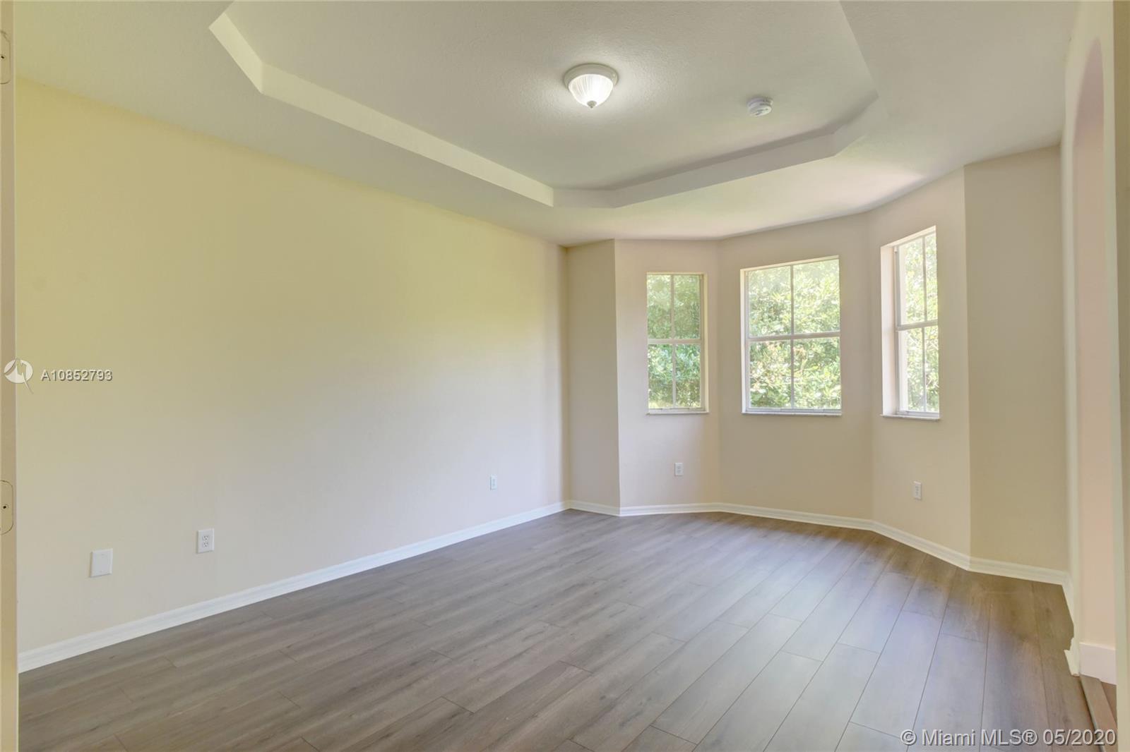 16673 Southwest 80th Terrace Miami, FL 33193 - Photo 14 of 25