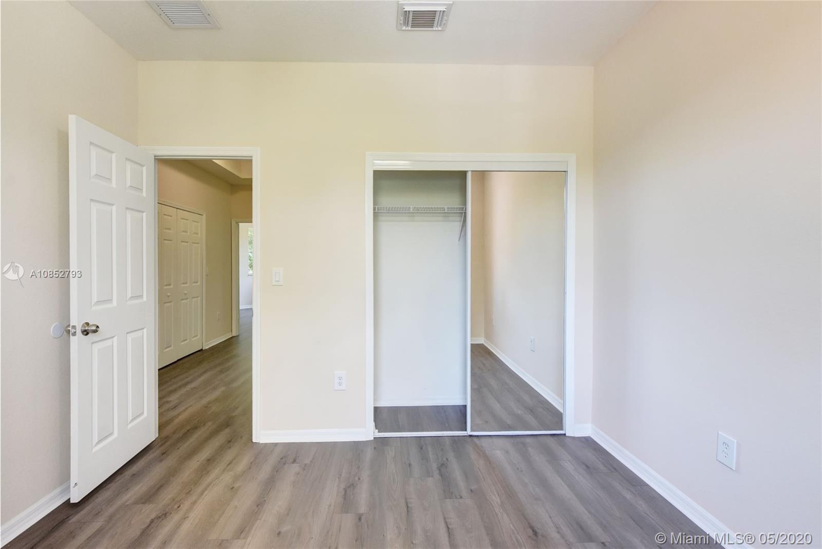 16673 Southwest 80th Terrace Miami, FL 33193 - Photo 22 of 25