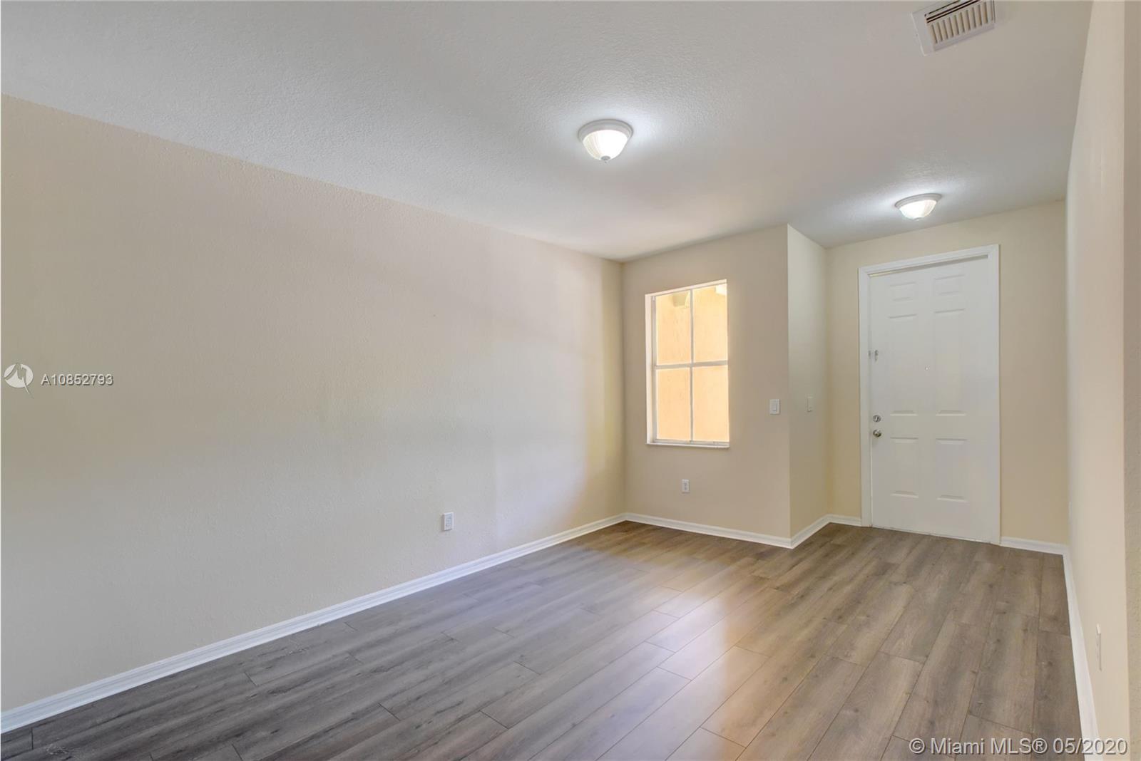 16673 Southwest 80th Terrace Miami, FL 33193 - Photo 5 of 25