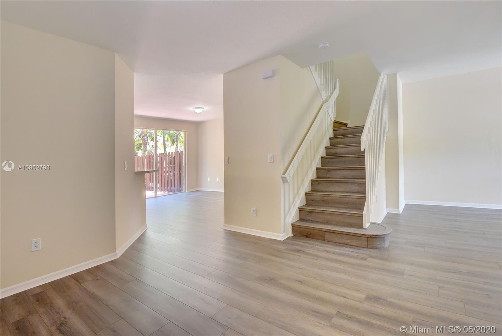 16673 Southwest 80th Terrace Miami, FL 33193 - Photo 7 of 25