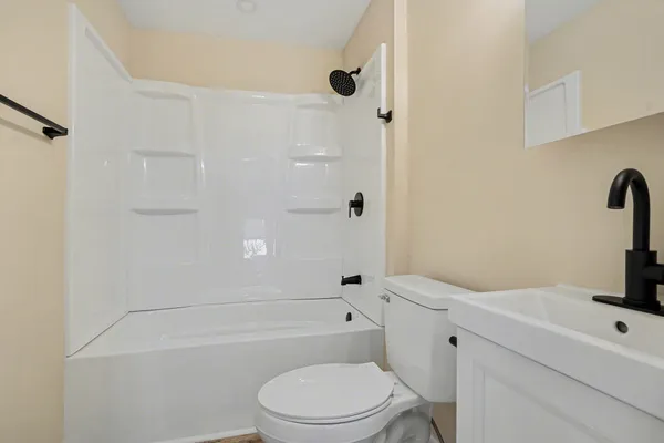 $255,000 | 317 East Bertrand Road, Niles, MI 49120