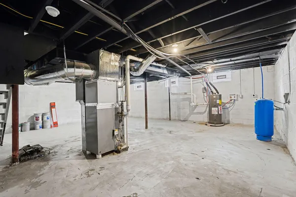 $255,000 | 317 East Bertrand Road, Niles, MI 49120