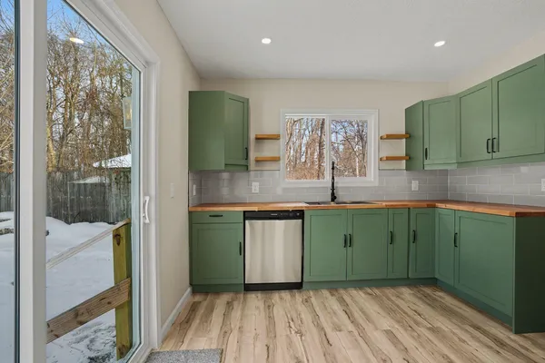 $255,000 | 317 East Bertrand Road, Niles, MI 49120