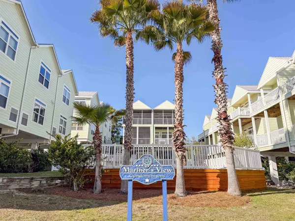 $299,400 | 709 Southeast 3rd Street, Unit D, Carrabelle, FL 32322