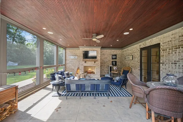 $4,999,000 | 24 Bridlewood Road, Northbrook, IL 60062