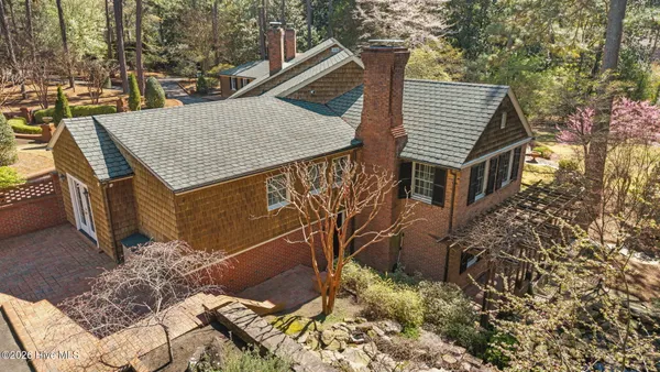 $1,850,000 | 4 Augusta Way, Pinehurst, NC 28374
