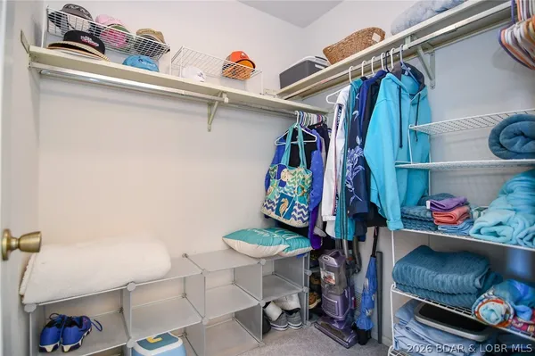 $289,900 | 158 Regatta Bay Circle, Unit 4E, Lake Ozark, MO 65049