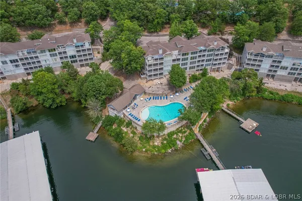 $289,900 | 158 Regatta Bay Circle, Unit 4E, Lake Ozark, MO 65049