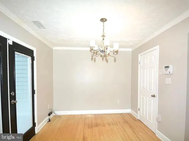 $340,000 | 7337 Shady Glen Terrace, Capitol Heights, MD 20743