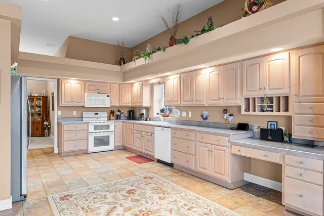 $425,000 | 2918 Rutherford Drive, Urbana, IL 61802