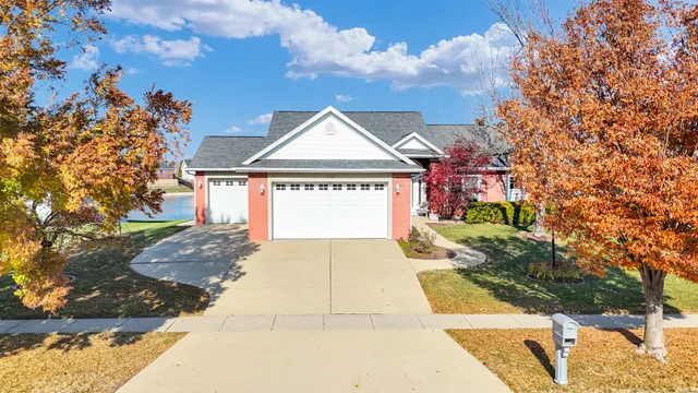 $425,000 | 2918 Rutherford Drive, Urbana, IL 61802