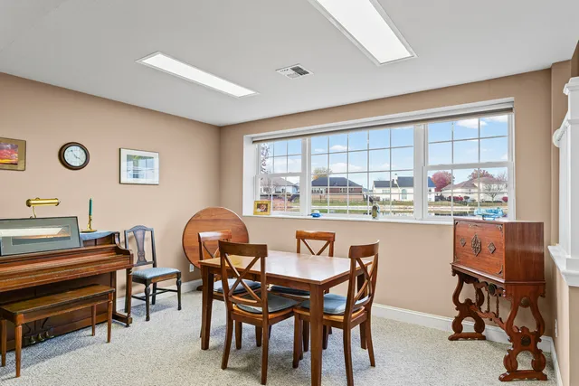 $425,000 | 2918 Rutherford Drive, Urbana, IL 61802