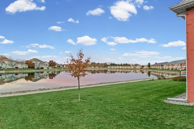 $425,000 | 2918 Rutherford Drive, Urbana, IL 61802