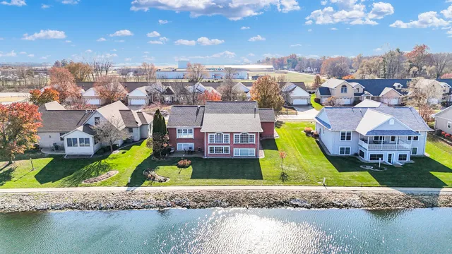 $425,000 | 2918 Rutherford Drive, Urbana, IL 61802