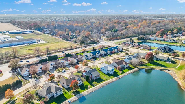 $425,000 | 2918 Rutherford Drive, Urbana, IL 61802