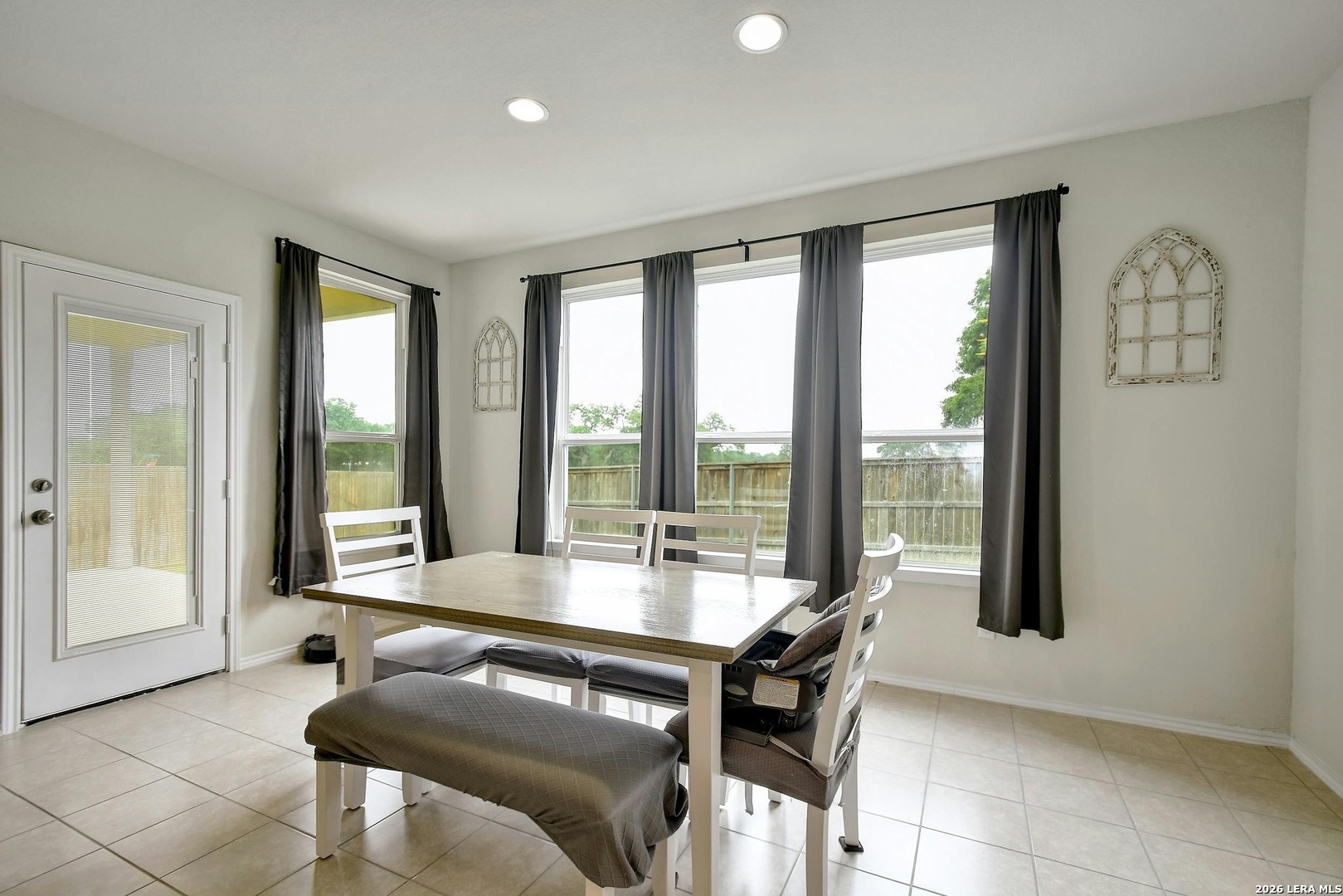 149 Inverness Boerne, TX 78015 - Photo 11 of 38