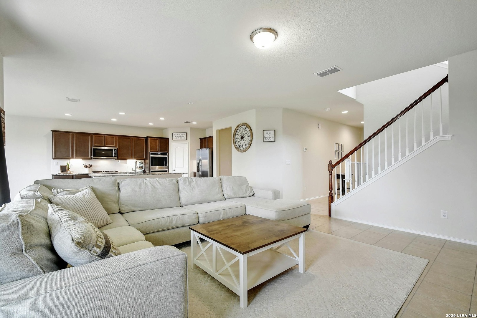149 Inverness Boerne, TX 78015 - Photo 3 of 38
