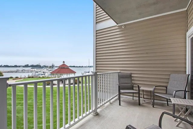 $344,900 | 224 Lakeside Drive, Ludington, MI 49431