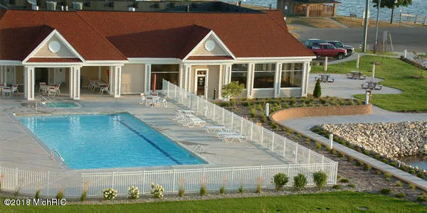 $344,900 | 224 Lakeside Drive, Ludington, MI 49431