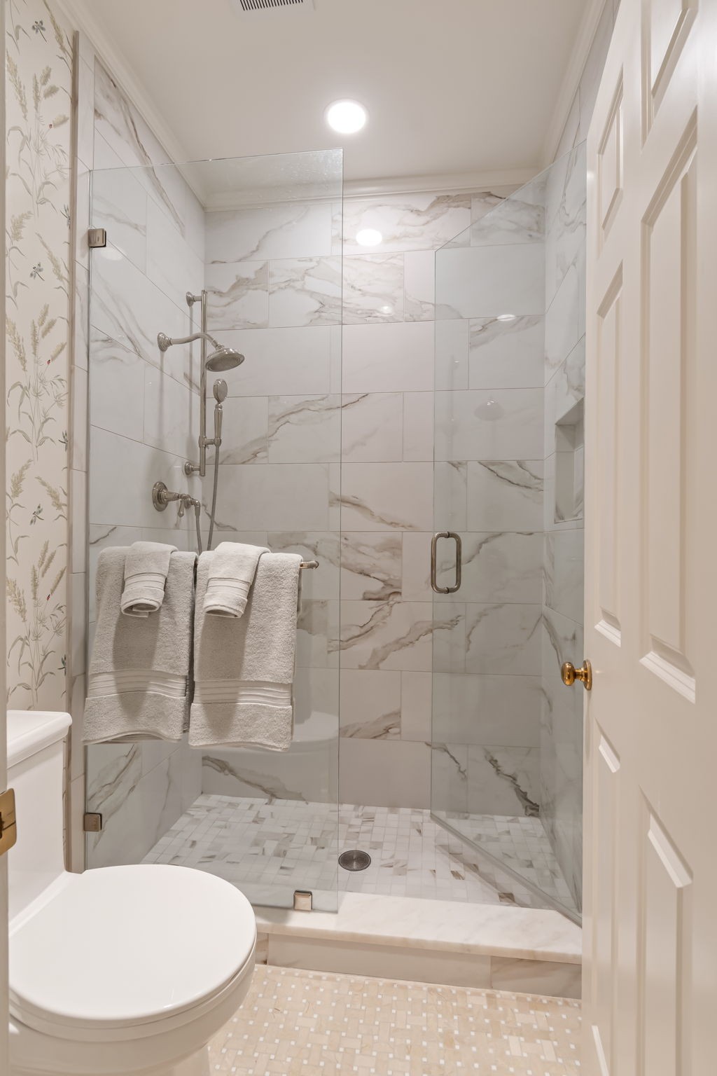 4487 Post Place, Unit 12 Nashville, TN 37205 - Photo 36 of 39 a bathroom with a shower