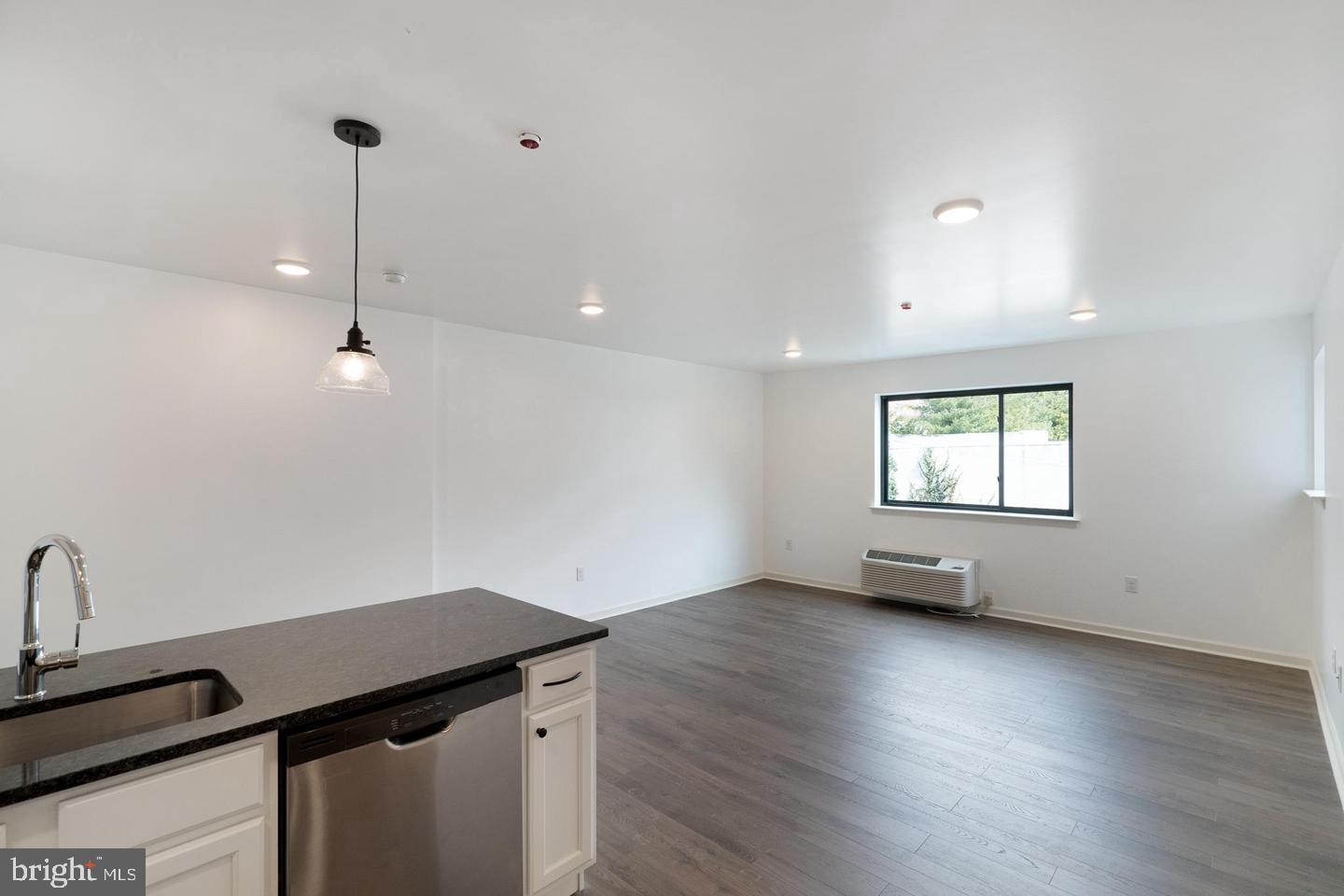 5420 Ridge Avenue, Unit 401 Philadelphia, PA 19128 - Photo 4 of 14 Gallery Image 4