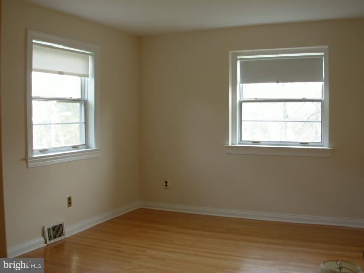 2716 North Kent Road Broomall, PA 19008 - Photo 11 of 23 Bedroom 3