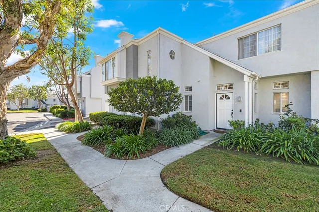 $784,990 | 28223 Paseo El Siena, Unit 43, Laguna Niguel, CA 92677