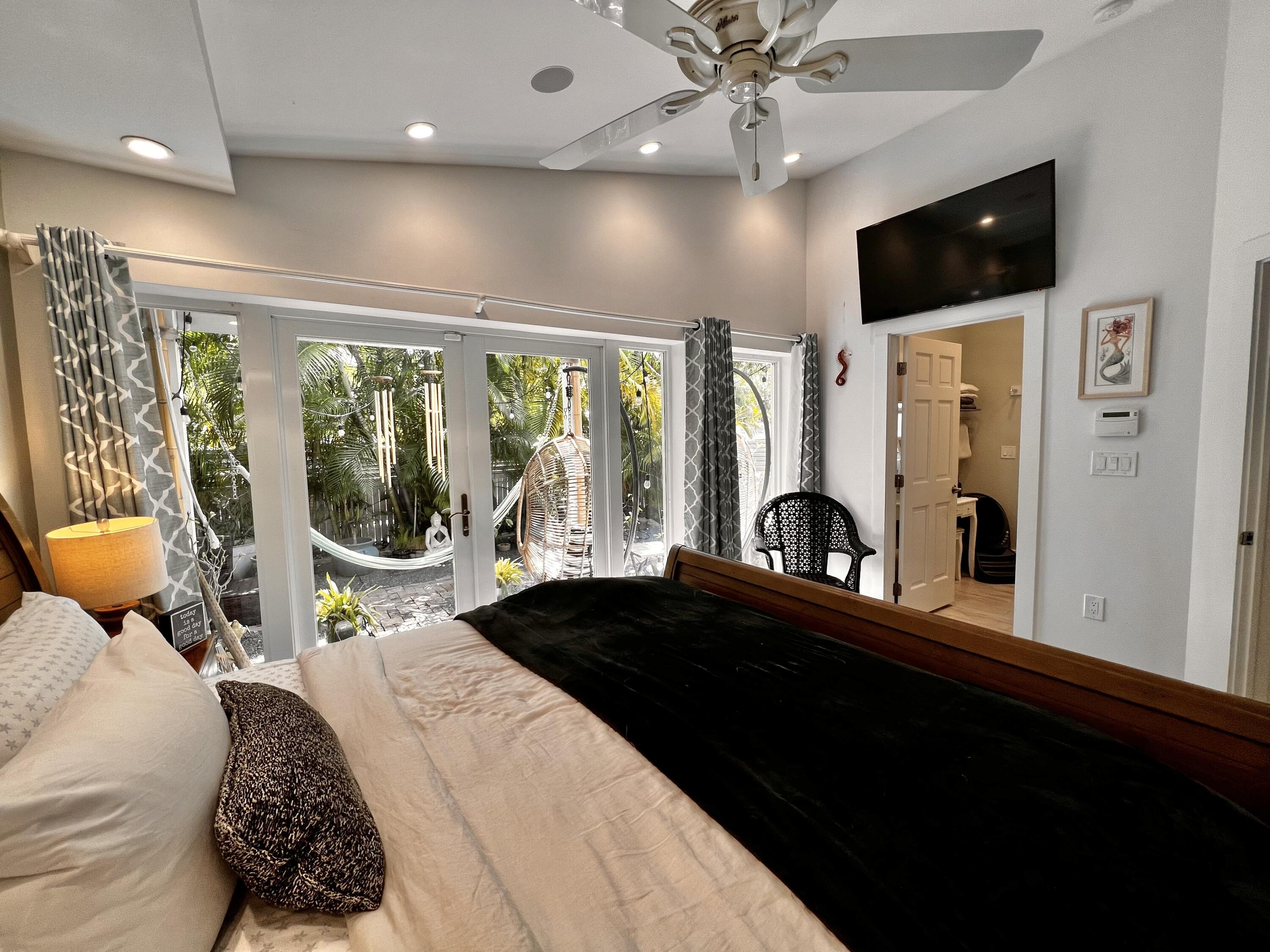 1421 Reynolds Street Key West, FL 33040 - Photo 12 of 45 IMG_4322