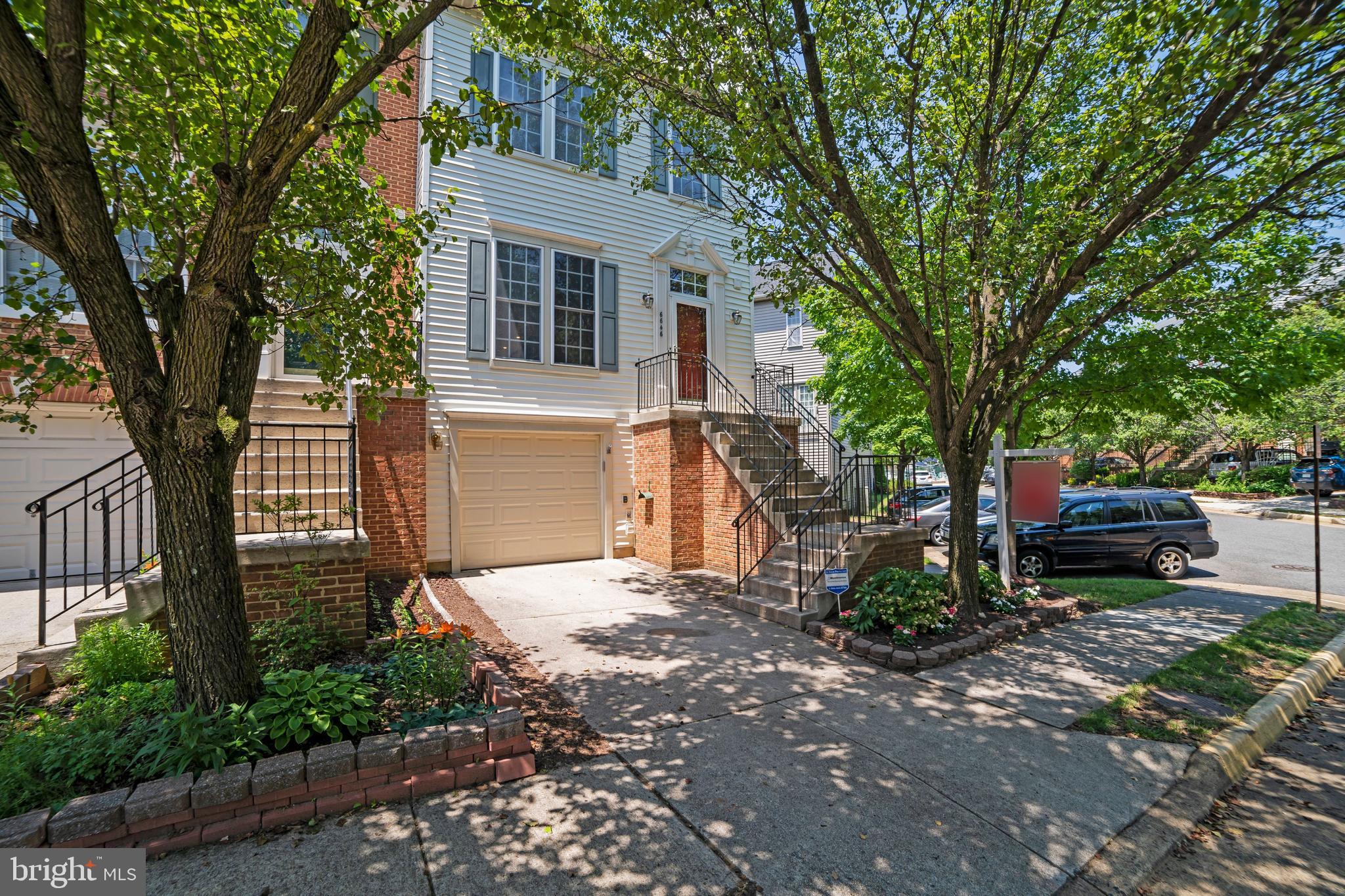 6646 Debra Lu Way Springfield, VA 22150 - Photo 1 of 42 Gallery Image 1