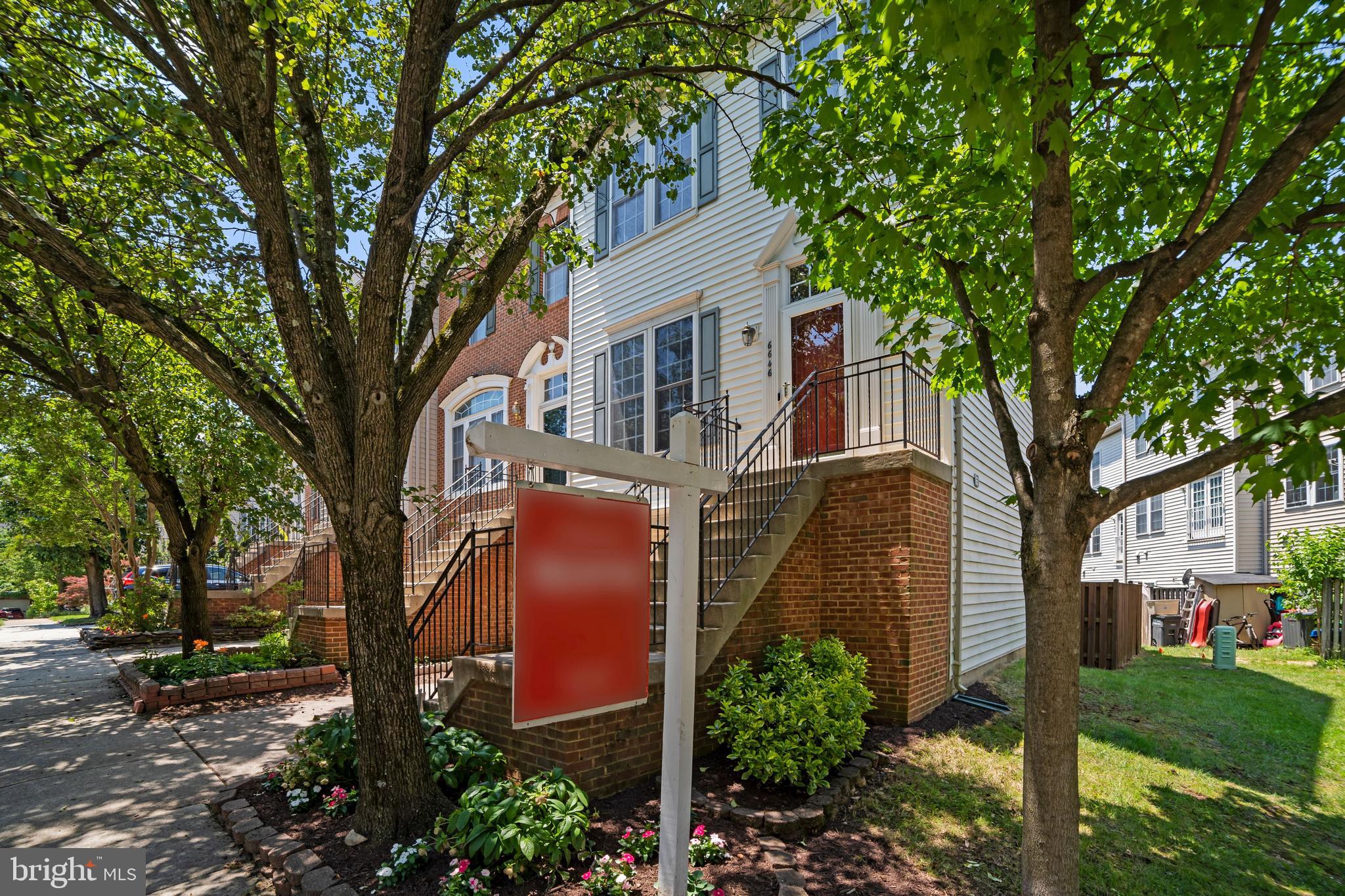 6646 Debra Lu Way Springfield, VA 22150 - Photo 2 of 42 Gallery Image 2