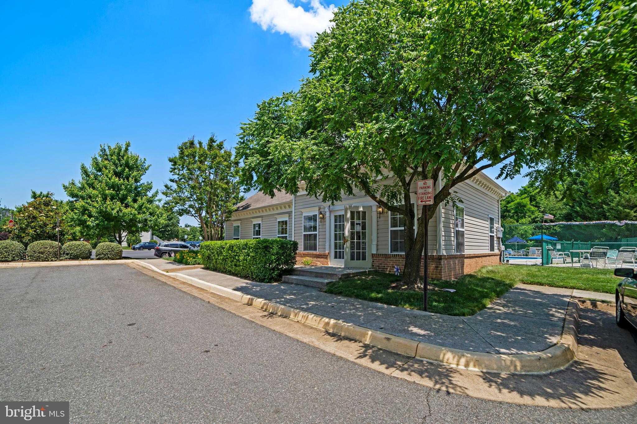 6646 Debra Lu Way Springfield, VA 22150 - Photo 38 of 42 Gallery Image 38