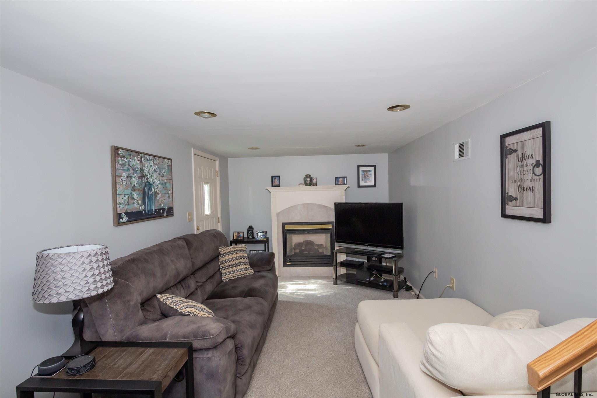 2041 Careleon Road Schenectady, NY 12303 - Photo 15 of 30 Photo 15