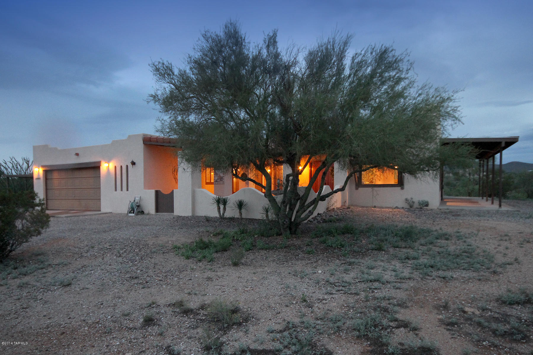10882 East Escalante Road Tucson, AZ 85730 - Photo 1 of 29 Front of Home