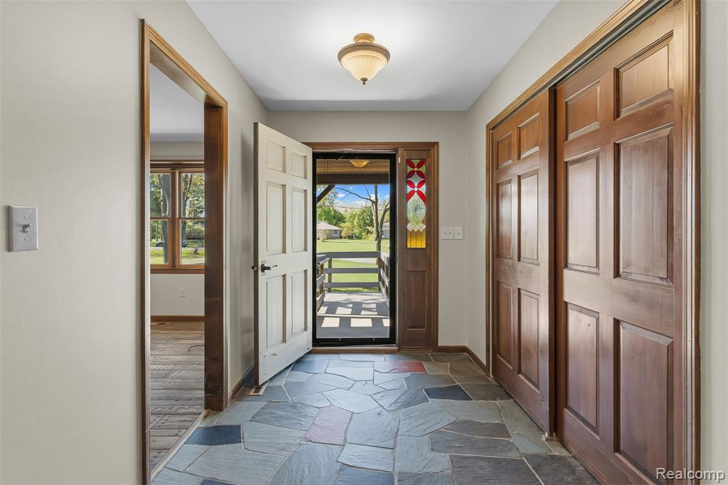4191 McCandlish Road Grand Blanc, MI 48439 - Photo 8 of 53
