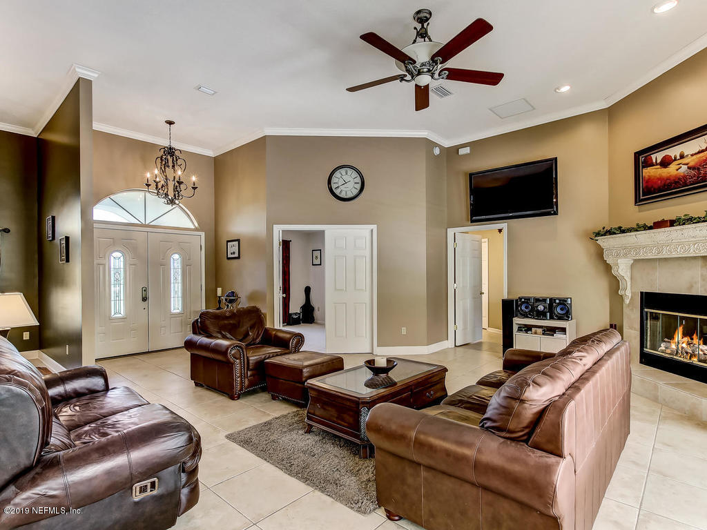 44571 Sandy Ford Road Callahan, FL 32011 - Photo 14 of 45 44571 Sandy Ford Rd Callahan-014-016-Liv