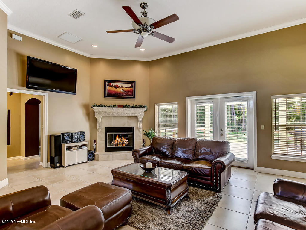 44571 Sandy Ford Road Callahan, FL 32011 - Photo 15 of 45 44571 Sandy Ford Rd Callahan-015-021-Liv