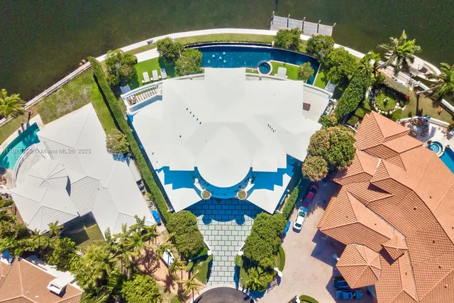 an aerial view of a house having outdoor space
