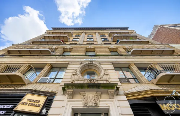 $4,100 | 127 4th Avenue, Unit 2E | Greenwich Village