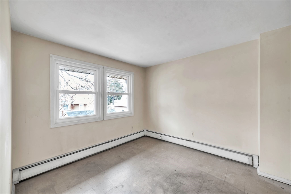 22 Manor Court, Unit 22 Springfield, MA 01118 - Photo 19 of 25 Gallery Image 19