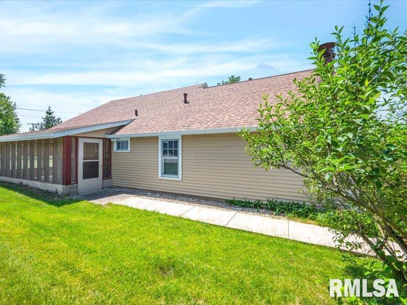 105 Main Street Roanoke, IL 61561 - Photo 30 of 46