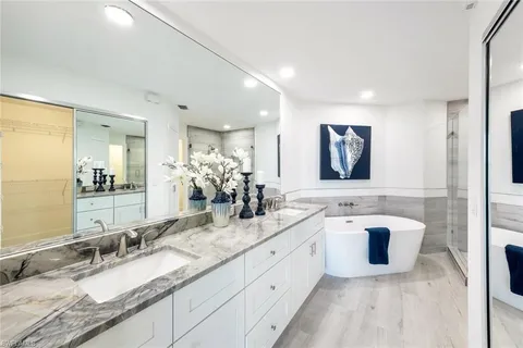 $2,400,000 | 269 Barefoot Beach Boulevard, Unit 403, Bonita Springs, FL 34134