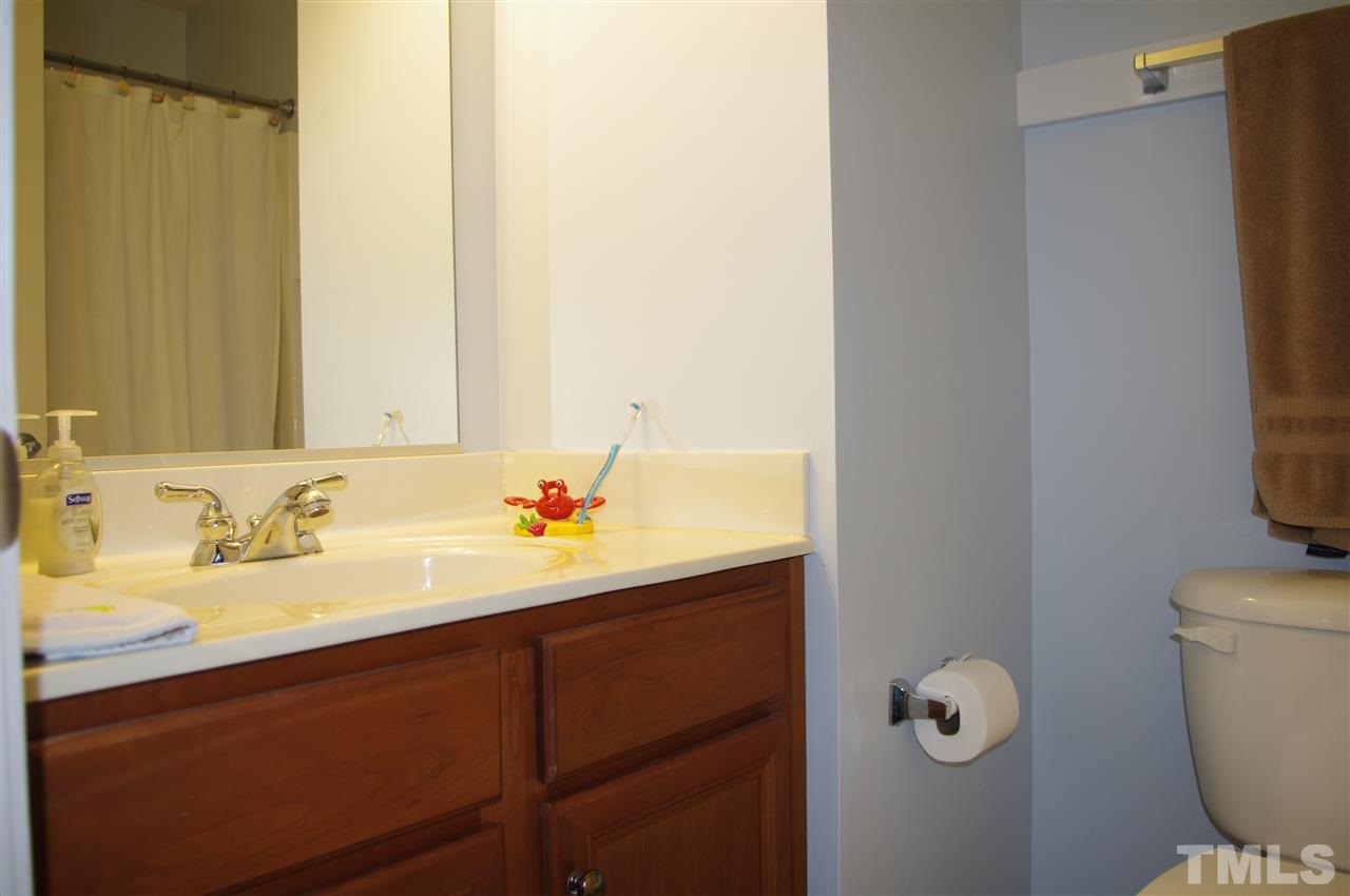 5749 Keowee Way Raleigh, NC 27616 - Photo 20 of 25 Gallery Image 20