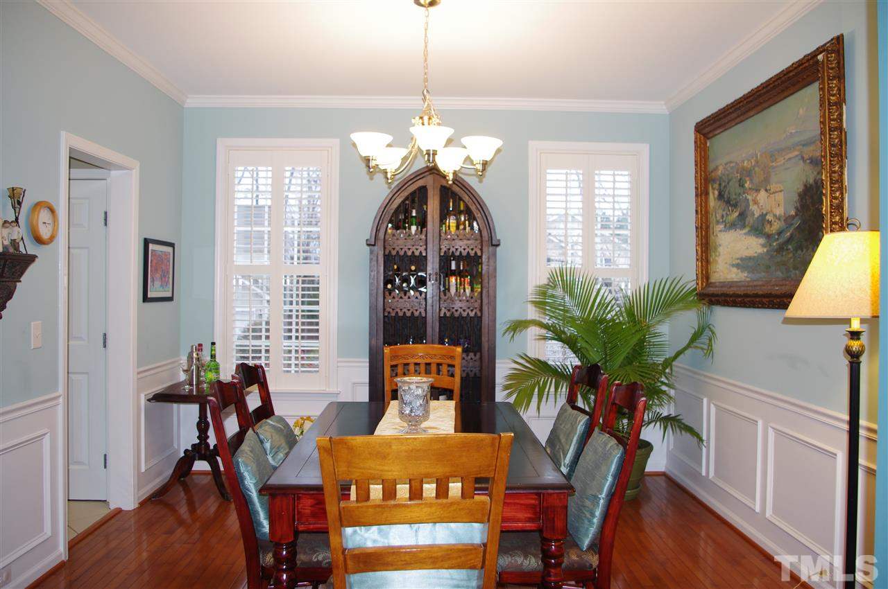 5749 Keowee Way Raleigh, NC 27616 - Photo 4 of 25 Great custom color
