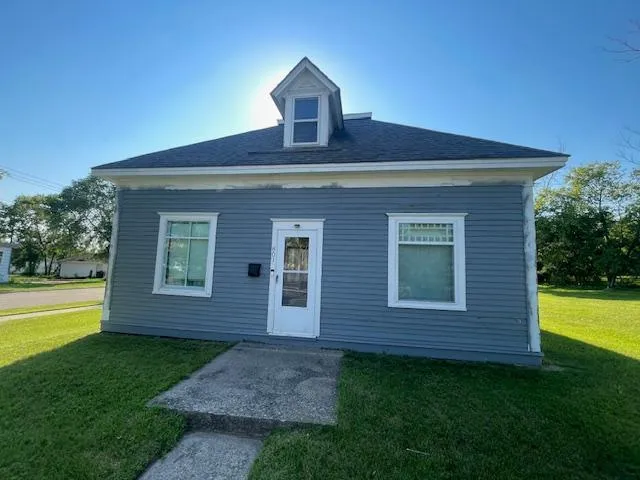 $129,000 | 801 Irvine Avenue Northwest, Bemidji, MN 56601