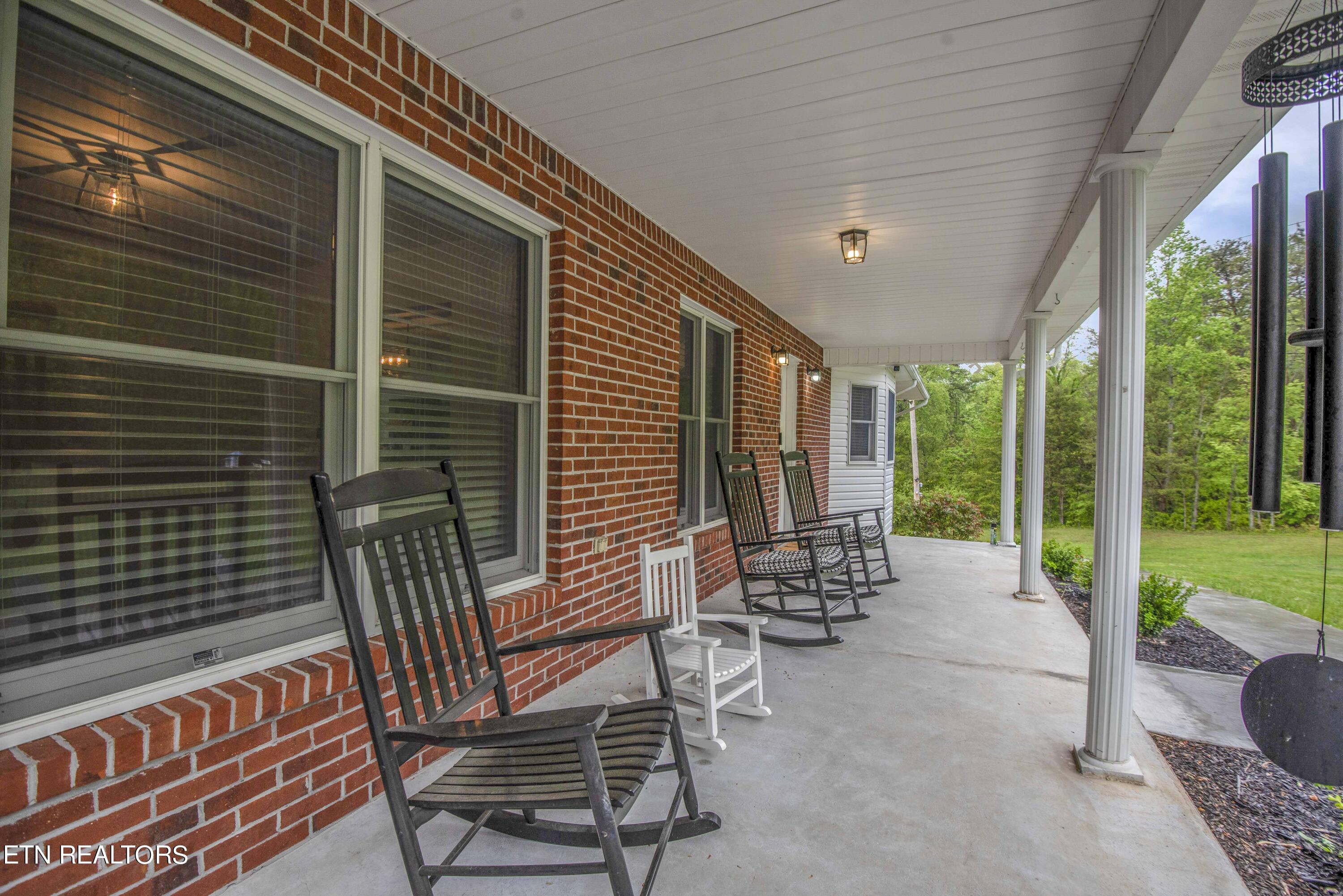 483 Pattie Gap Road Philadelphia, TN 37846 - Photo 32 of 40 porch_1